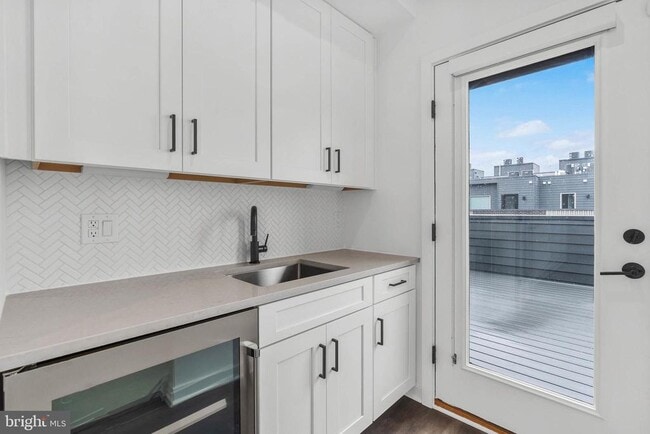 Building Photo - 3212 Evergreen Walk