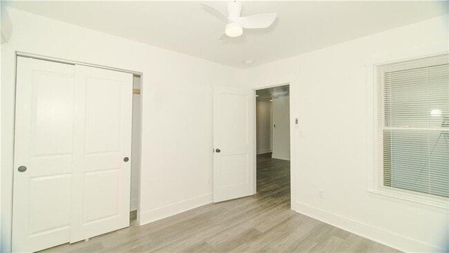 Building Photo - 4589 Orchid Dr