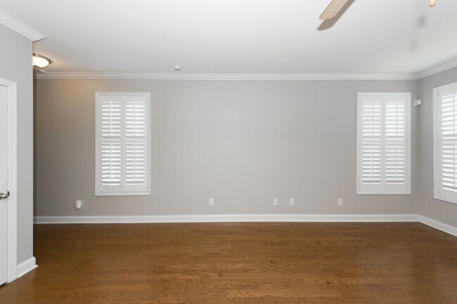 Building Photo - 4 Bedroom 3.5 Bath Townhouse in Kingsbridge at Park West - Mt Pleasant