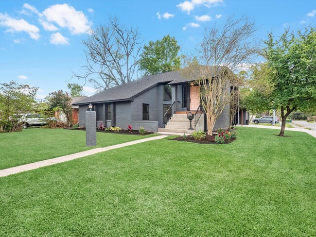 Building Photo - 5041 Nina Lee Ln