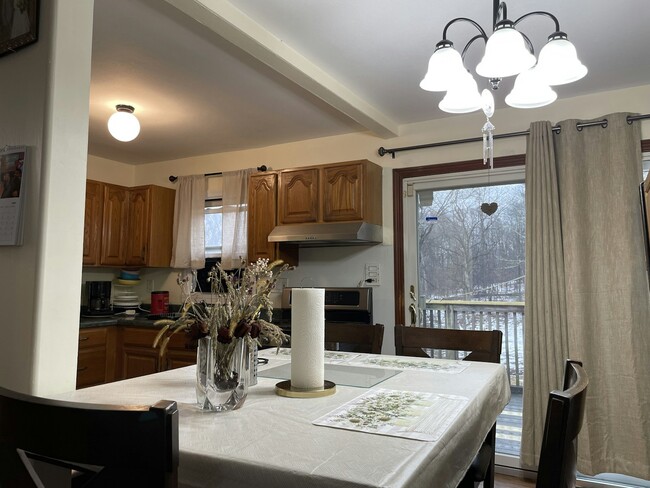 Building Photo - 132 Boulevard