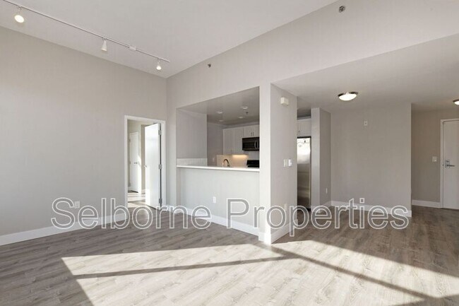 Building Photo - 1401 Jackson St