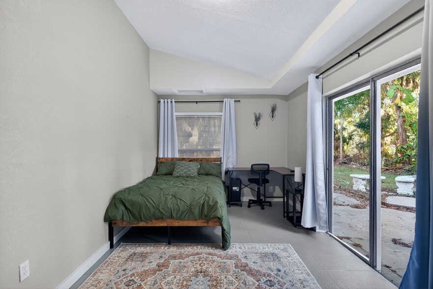 Building Photo - 1941 Brown Rd