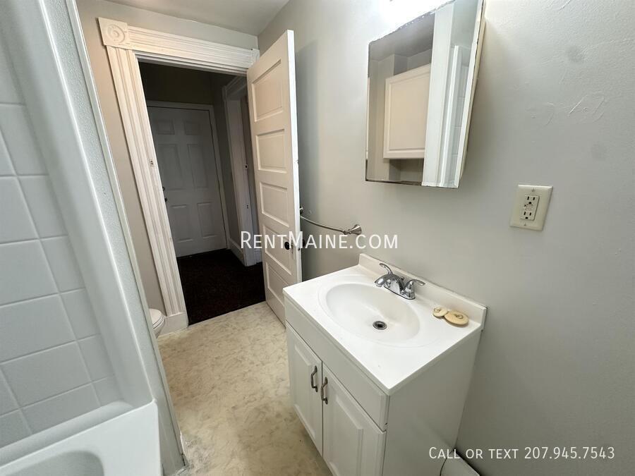 Building Photo - 101 Sanford St