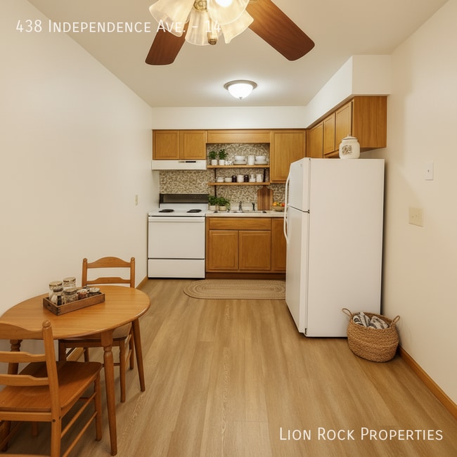 Building Photo - 438 Independence Ave N