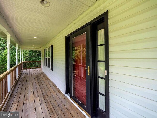 Building Photo - 7701 Croom Rd