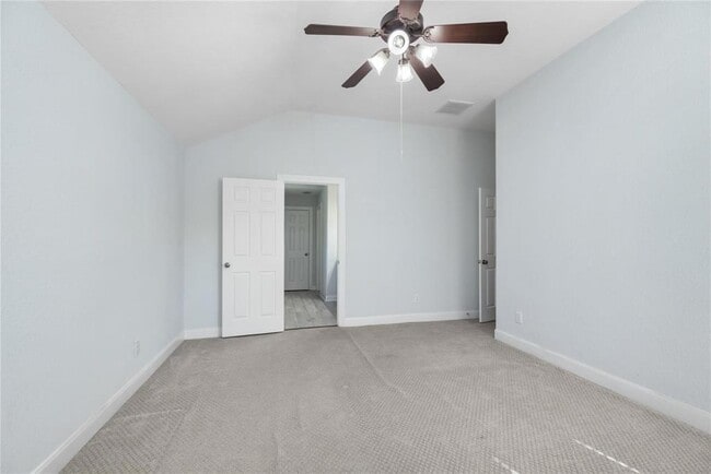 Building Photo - 90 Panterra Way