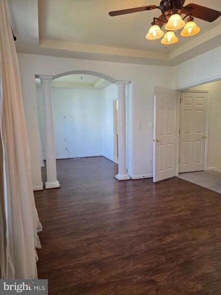 Building Photo - 3542 Huntley Manor Ln