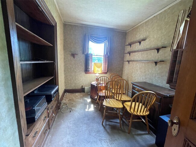 Building Photo - 68 Front St