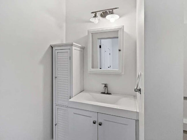 Building Photo - 1313 Whitaker St