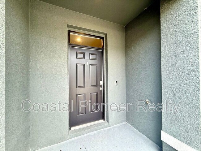 Building Photo - 32794 Pez Landing Ln