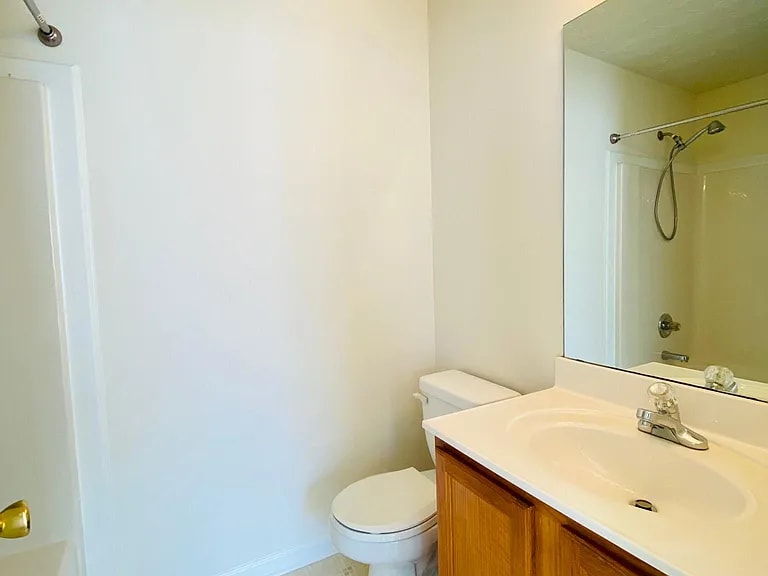 Building Photo - 619 Kenridge Way