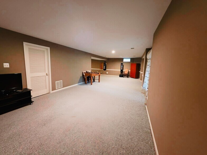 Building Photo - 17204 Sumac Ct