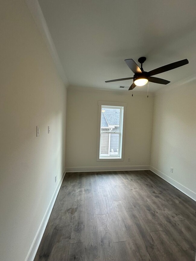 Building Photo - **COMING SOON**601 Southgate Ave, Nashvill...