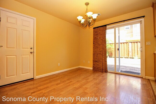 Building Photo - 3 br, 2 bath House - 2014 Northfield Drive