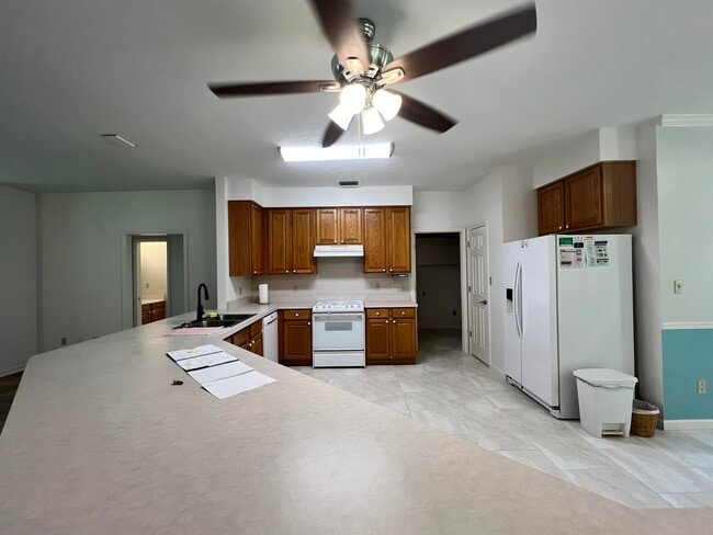 Building Photo - 4208 McLeod Dr