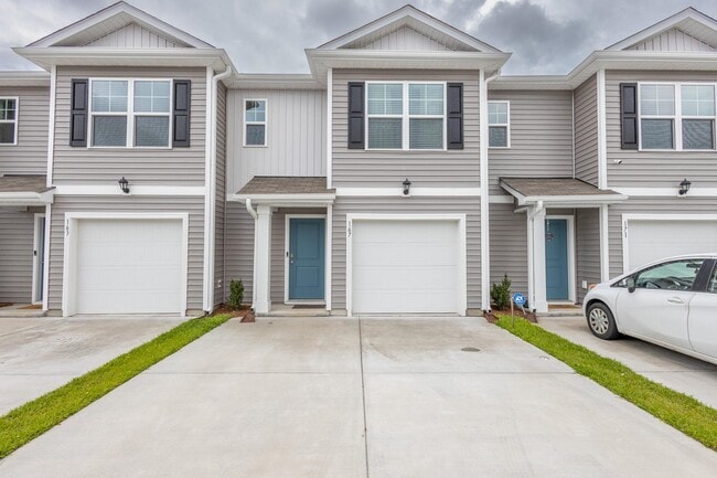 Building Photo - 167 Harvest Gold Dr