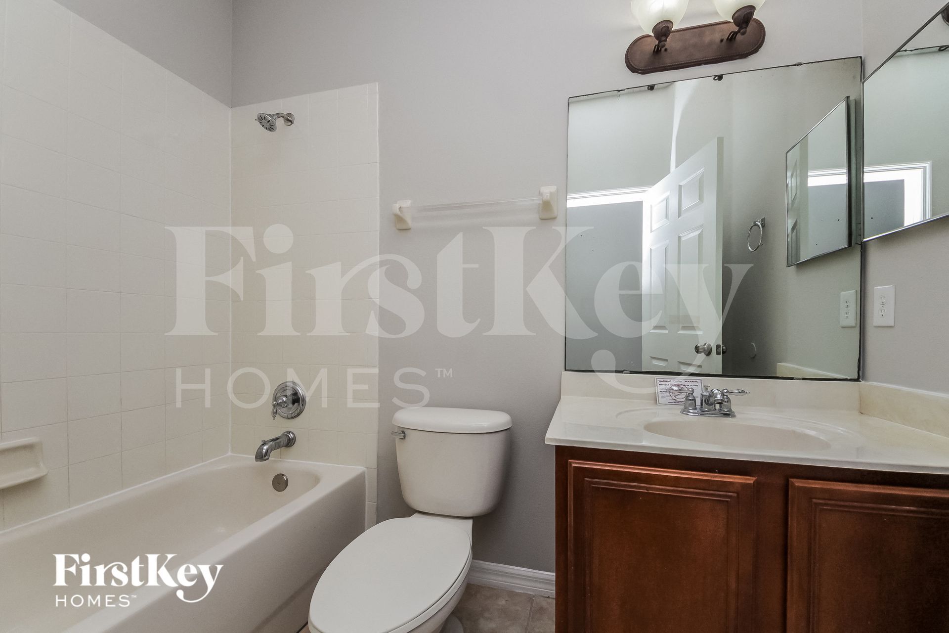 Building Photo - 2615 Eagle Canyon Dr N