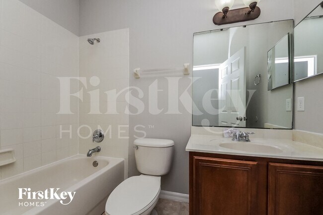 Building Photo - 2615 Eagle Canyon Dr N