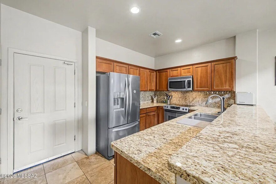 Building Photo - 4112 N Thurston Ln