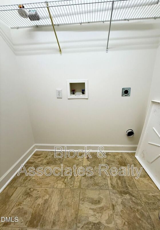 Building Photo - 5523 Cottonrose Ln