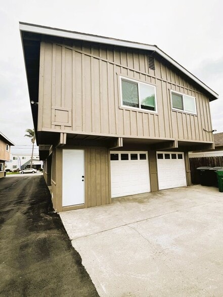 Building Photo - 13811 La Pat Pl