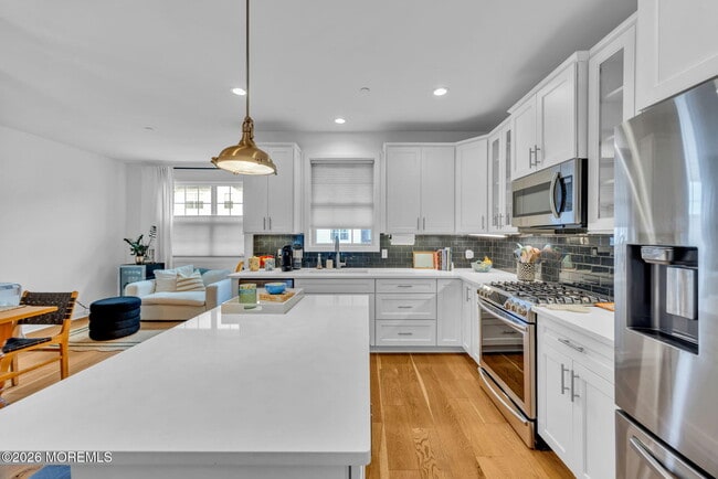 Building Photo - 28 Catherine St