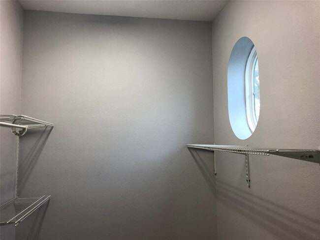 Building Photo - 6921 Interbay Blvd