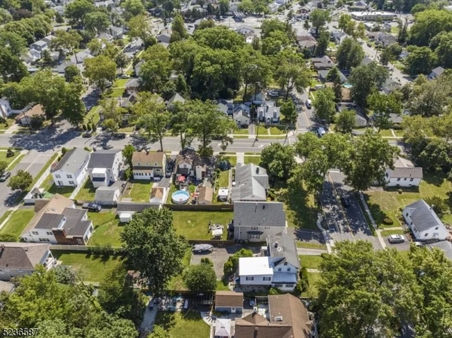 Building Photo - Modern Colonial Single-Family Home