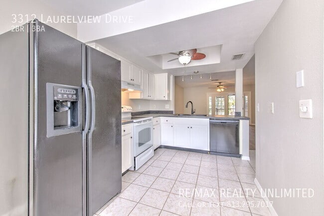 Building Photo - 3312 Laurel View Dr