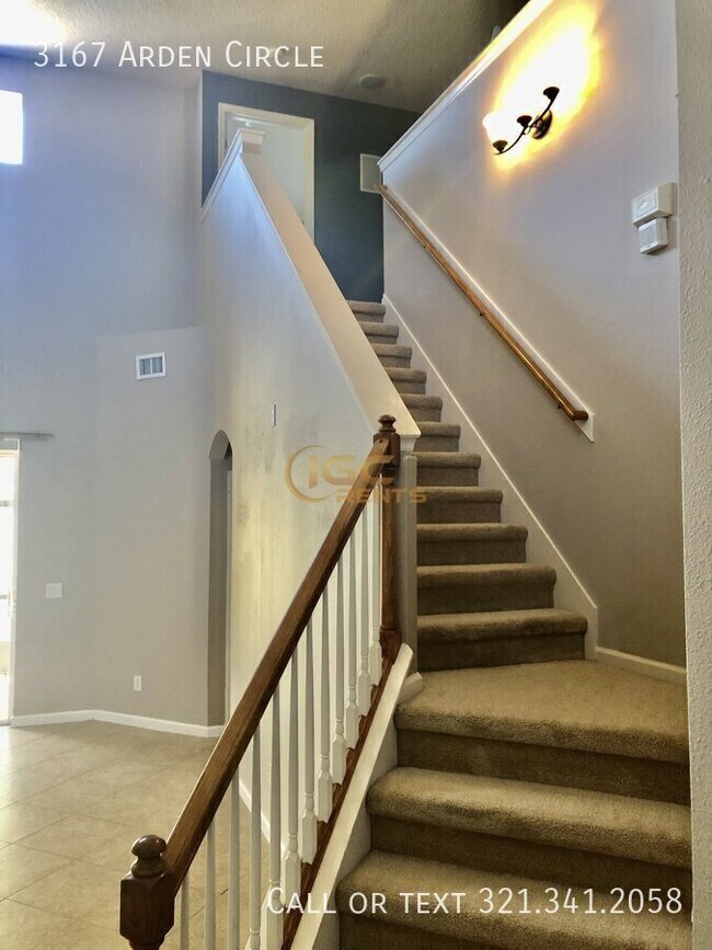 Building Photo - 3167 Arden Cir