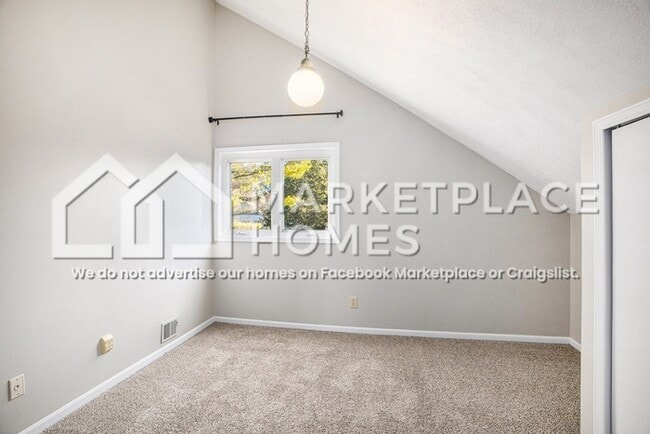 Building Photo - 2341 Graystone Dr