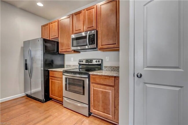 Building Photo - Spacious 2-Bed Condo in Culpepper Landing ...