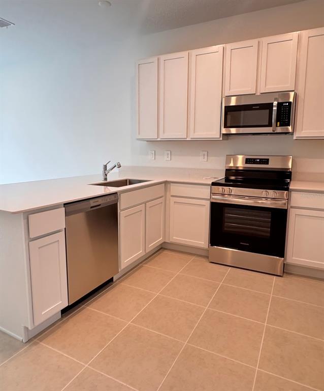 Building Photo - 2769 Skyline Lp