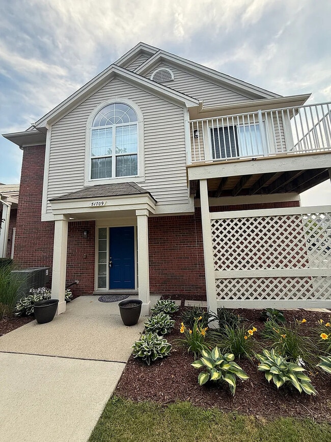 Building Photo - 51709 Adler Park Dr W