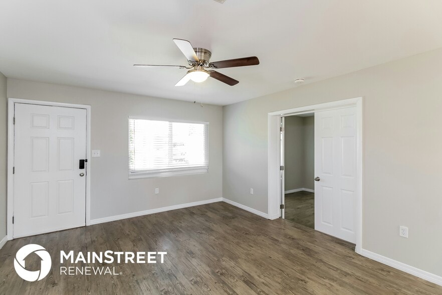 Building Photo - 3500 Aloha Dr