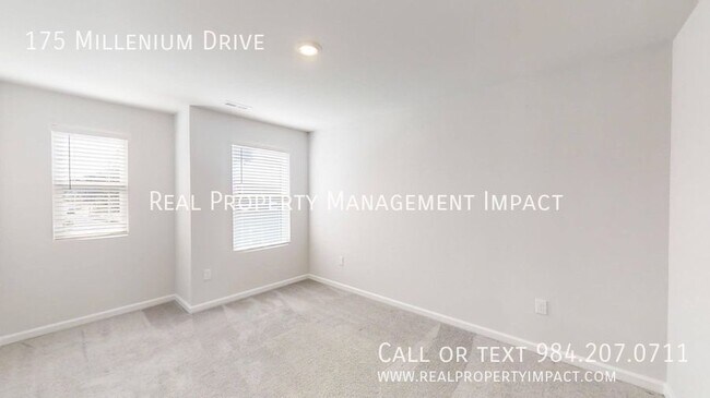 Building Photo - 175 Millennium Dr