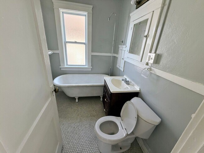 Building Photo - Schonfeld Holdings, LLC (951 Royal Rd.)