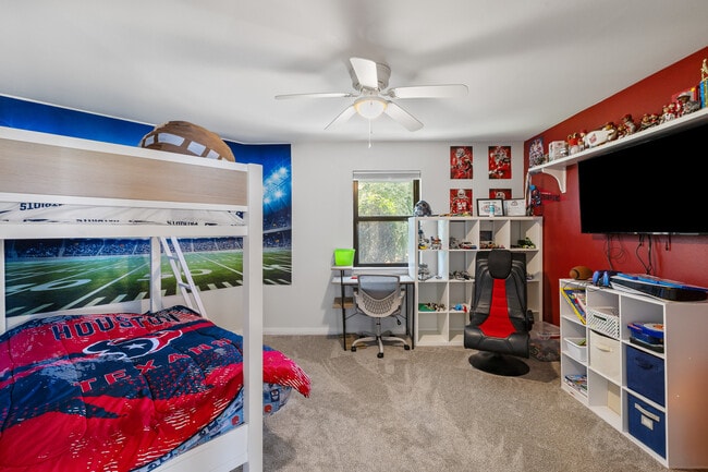 Building Photo - 1151 Ceylon Ct