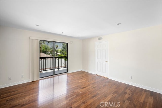 Building Photo - 1165 Linden Ave