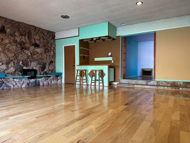 Building Photo - 5150 Purdue Ave