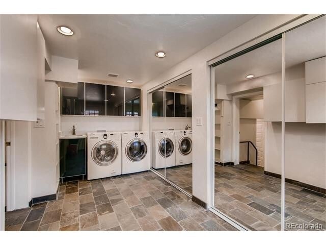 Building Photo - Nicely Remodeled Lower Duplex in Sunnyside/Berkeley Area