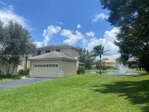 Building Photo - 241 E Bayridge Dr
