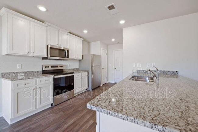 Building Photo - 4042 Meredith Woods Ln