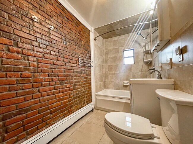 Building Photo - 559 Communipaw Ave