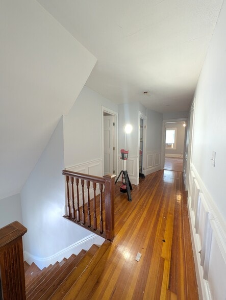 Building Photo - 47 Paulina St