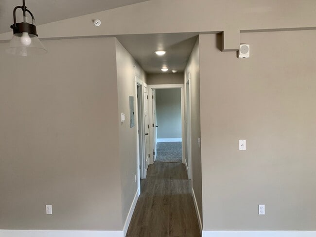 Building Photo - 14871 Iditarod Trail Loop