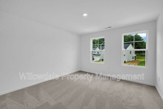 Building Photo - 749 Swim Cave Ln