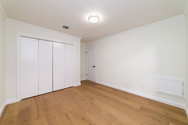 Building Photo - 15651 Whitewater Ln