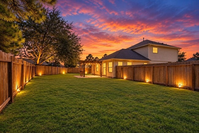 Building Photo - 1011 Backland Ct